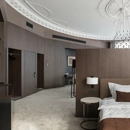 Bankhotel-2