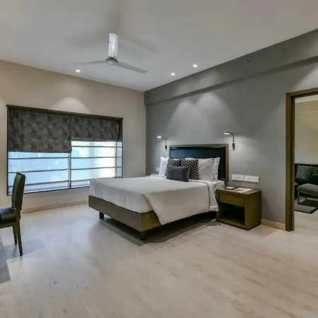 Sun-N-Sand Suites, Shirdi-2