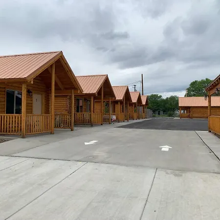 Countryside Cabins-3
