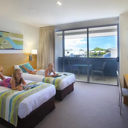 Ramada By Wyndham Hervey Bay-3