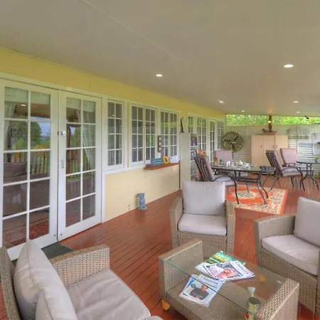Andavine House - Bed & Breakfast-3