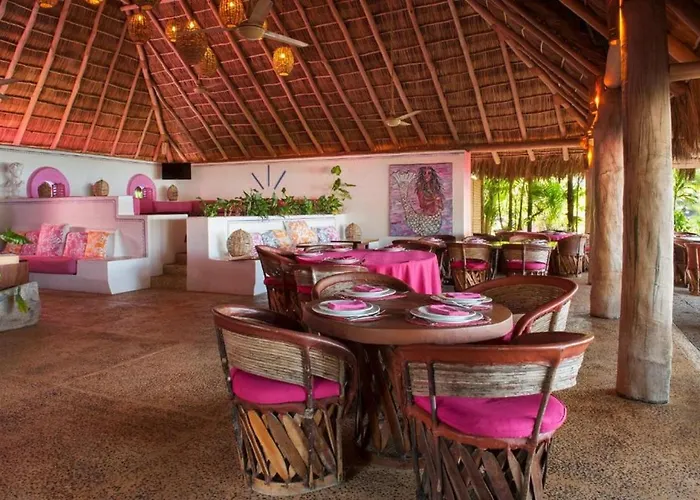 Playa Rosa Bungalows Careyes