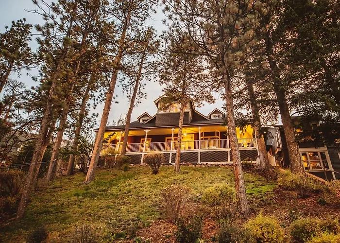 The Outlook Lodge