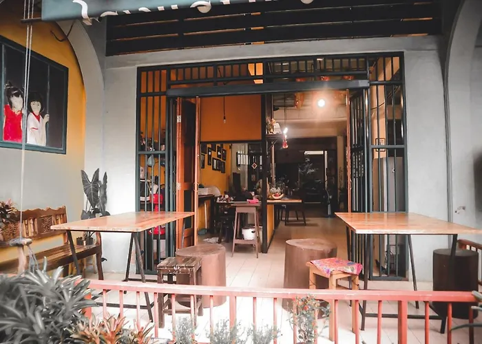 Thaweesuk Heritage Homestay