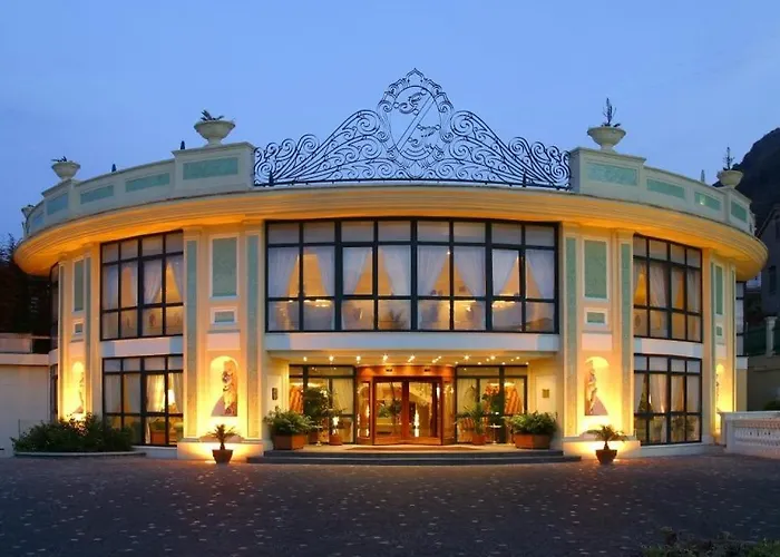 Grand La Pace (Adults Only)