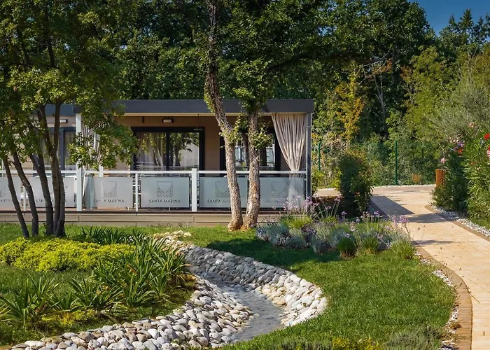 Premium Camping Homes Santa Marina, Lanterna Tar-Vabriga