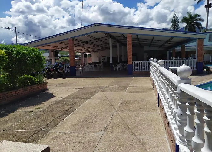 Hotel Balneario los Guaduales