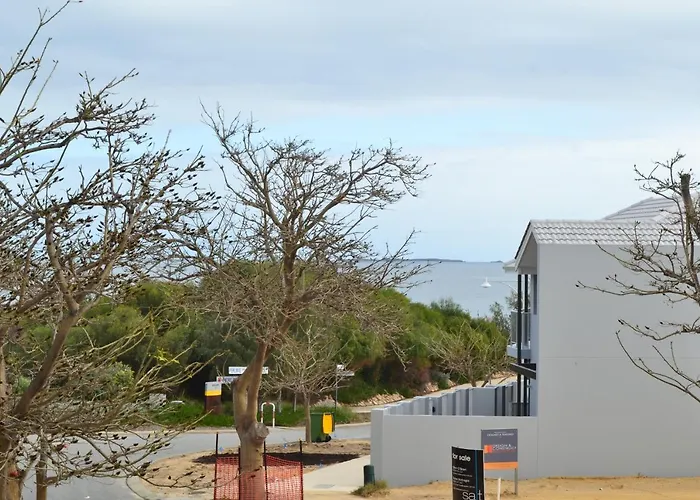 North Coogee Beach House