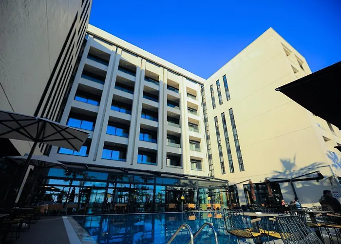 Royal G Hotel & Spa 4 Star Durrës