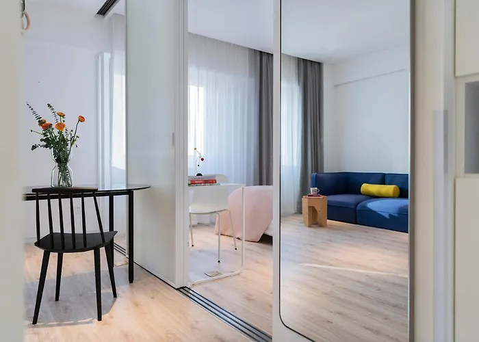 Stey Beijing 798 Art Zone Hotel