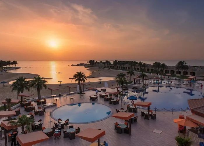 Mena Holiday Beach Resort Half Moon