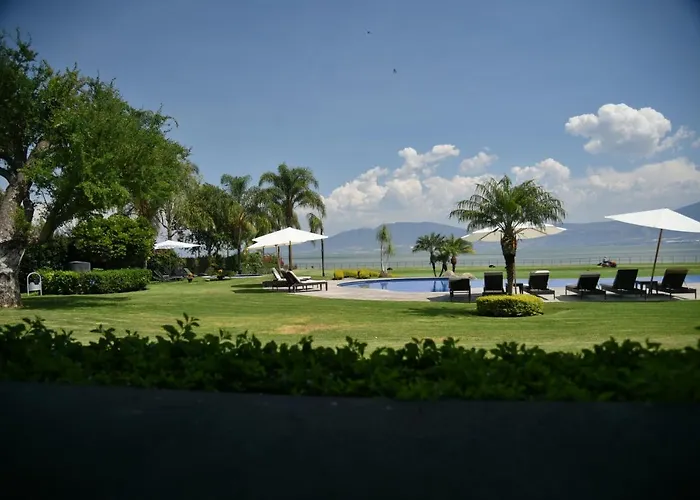 La Reserva Chapala