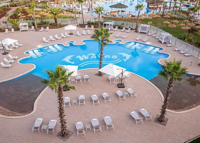 Waves Aqua Resort