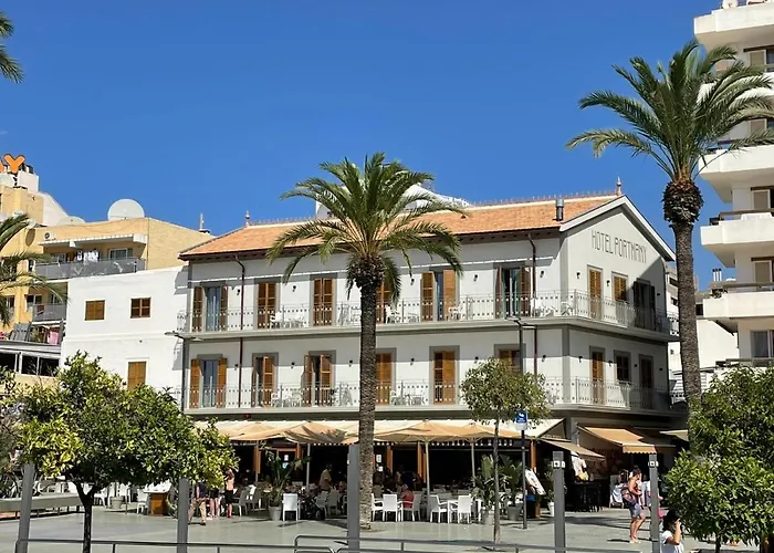 Hotel Portmany