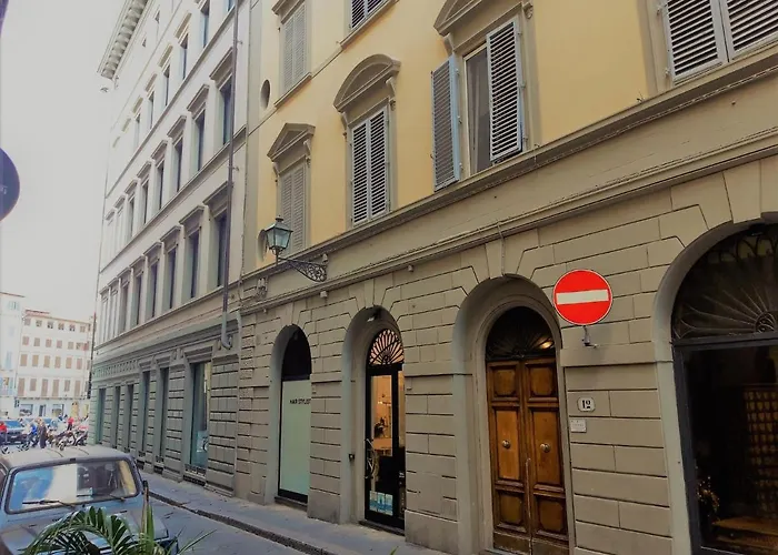 Hr Bedrooms In Florence