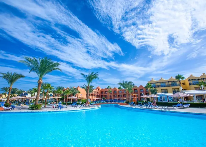 Titanic Beach - Families And Couples Only Hurghada