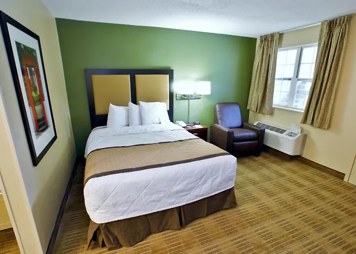 Extended Stay America Select Suites - Durham - University