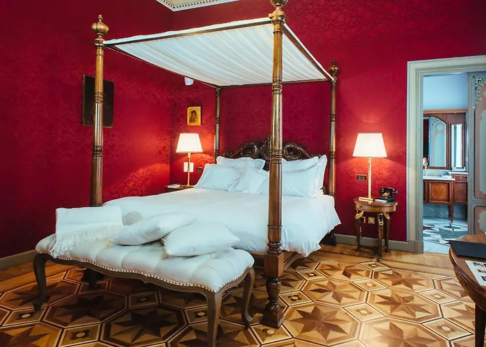Relais & Chateaux Villa Crespi Orta San Giulio
