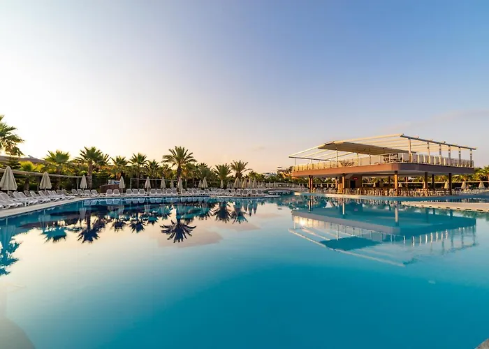 Sunmelia Beach Resort Hotel & Spa Kizilagac 