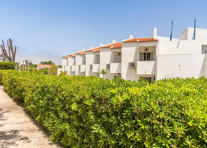 Hotel Vale Da Telha