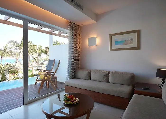 Sunrise Pearl Hotel & Spa Protaras