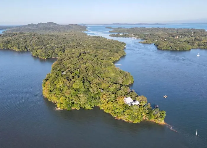 Boca Brava Lodge