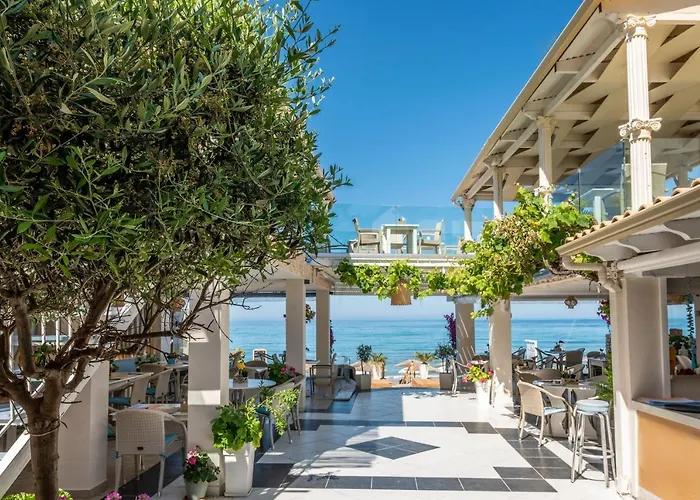 Romantic Palace Beach Apartments