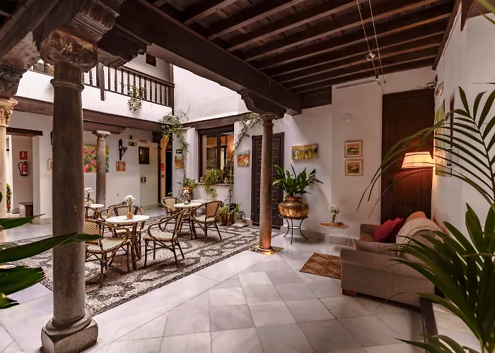 Casa Del Capitel Nazari