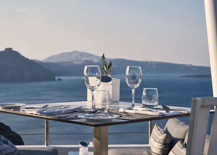 Canaves Oia Suites - Small Luxury Hotels Of The World