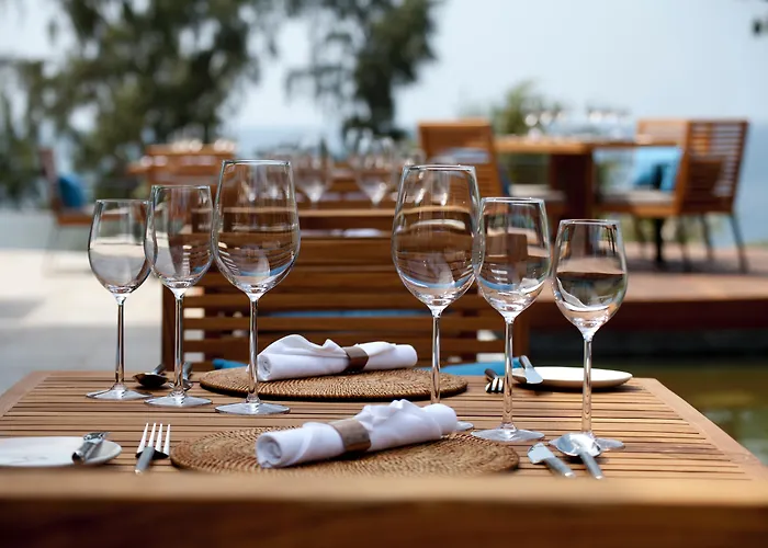 Pullman Phuket Arcadia Naithon Beach