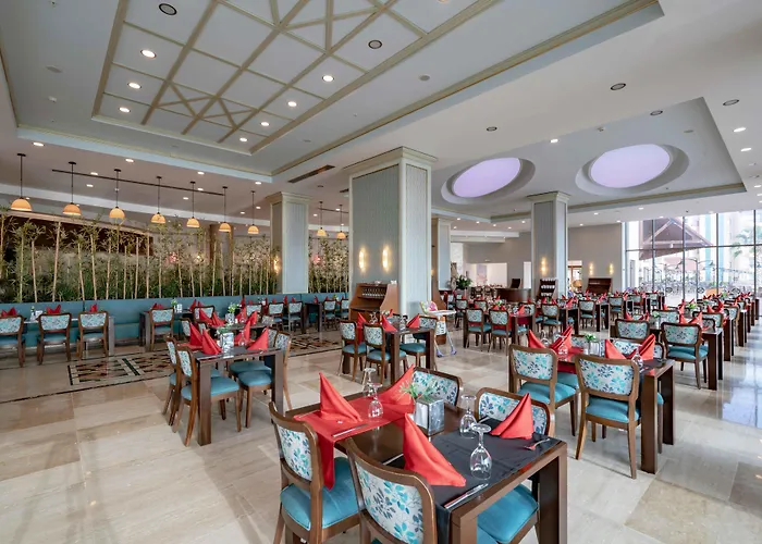Royal Teos Thermal Resort Clinic & Spa - Halal Hotel Seferihisar