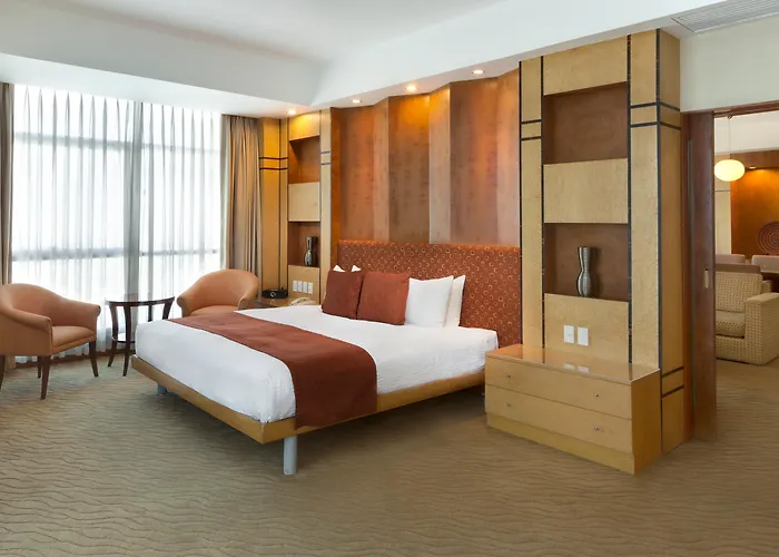 Crowne Plaza Manila Galleria By Ihg