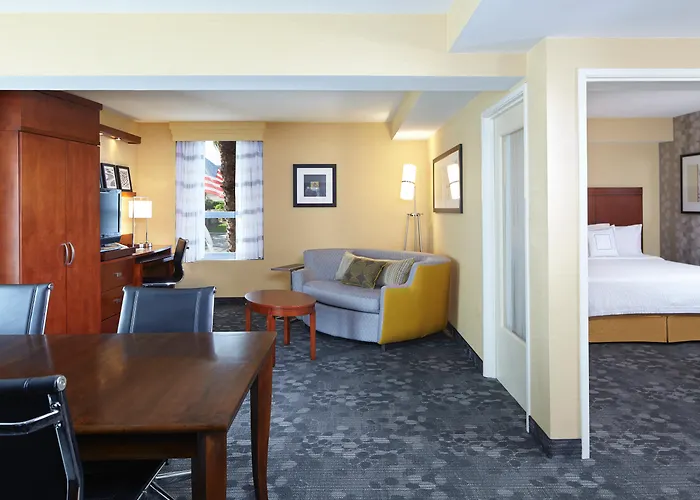 Courtyard By Marriott San Diego Mission Valley/Hotel Circle