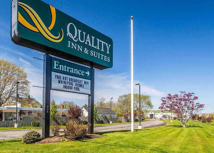Quality Inn & Suites Middletown - Newport