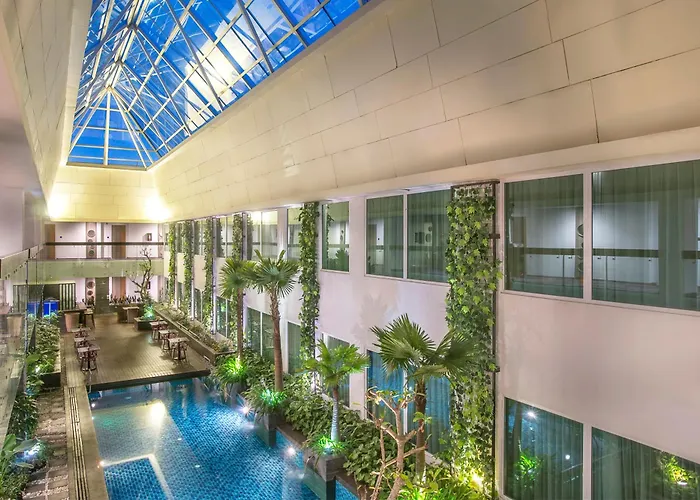 Holiday Inn Bandung Pasteur By Ihg