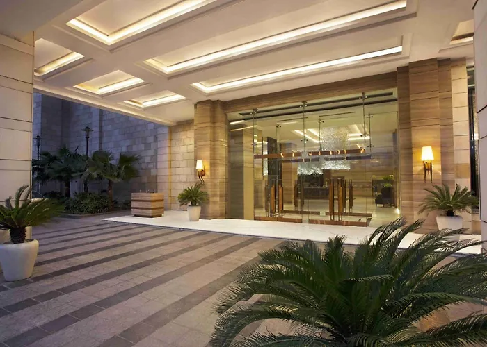 Crowne Plaza Mayur Vihar Noida By Ihg