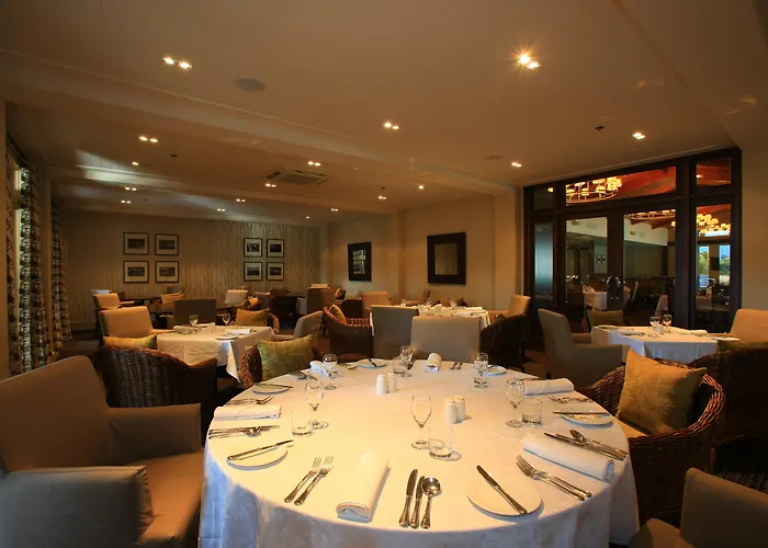 Distinction Te Anau Hotel & Villas