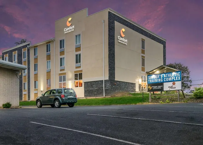 Comfort Inn & Suites Harrisburg - Hershey West