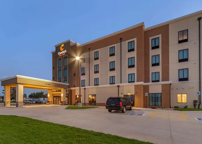 Comfort Suites South