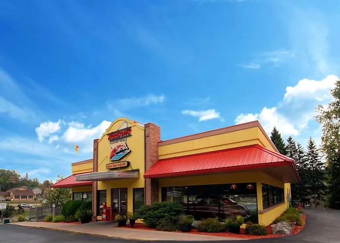 Comfort Suites Marquette