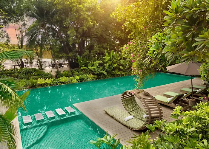 Lam Retreats Saigon River
