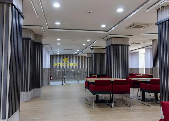 Hotel Zinou Zm