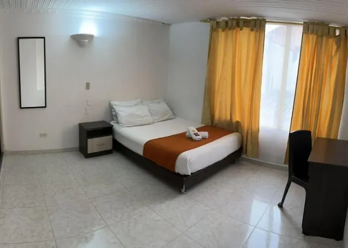 Hotel Embassy Star