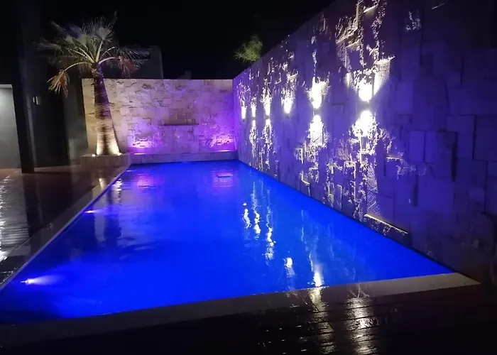 Rivi Grand Hotel