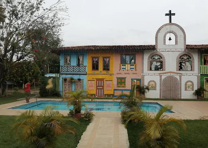 Hotel Cabañas De Rozo