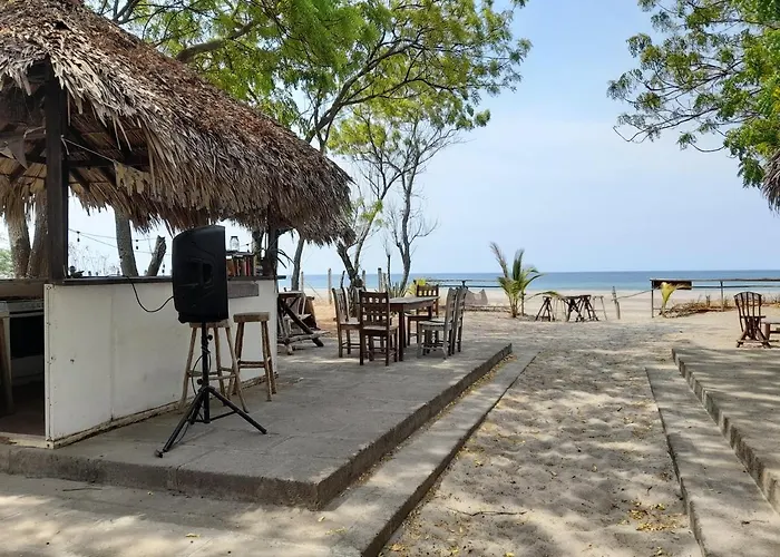 Popoyo Surfcamp