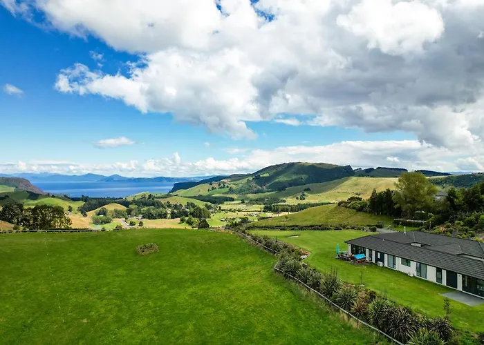 Hilltop Whakaipo Estate Taupo