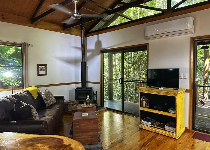 Crater Lakes Rainforest Cottages