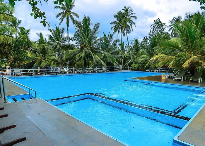 Lagoon Paradise Beach Resort