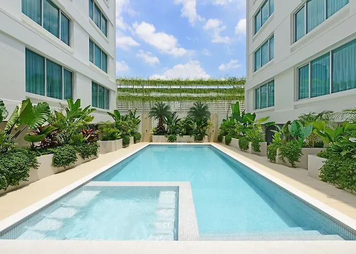 Centre Point Sukhumvit 10